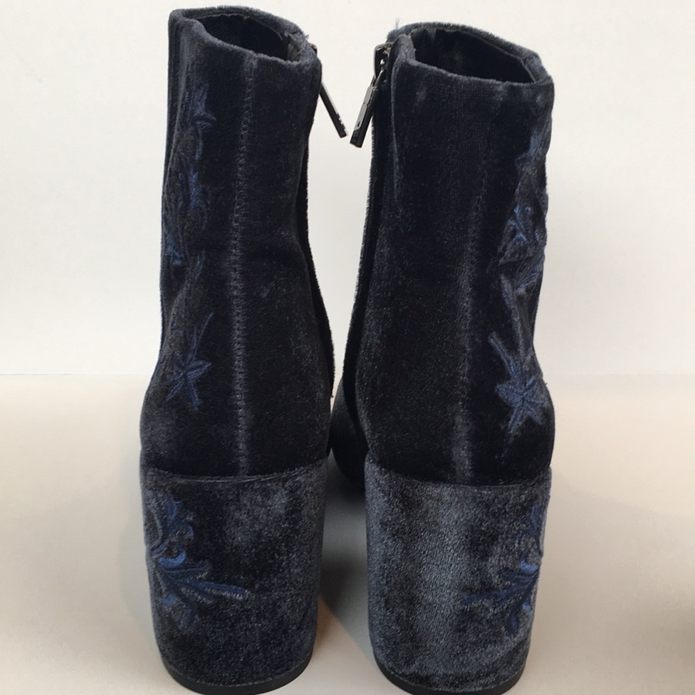 Kenneth Cole Black and Blue Embroidered Ankle Boots - Picture 3 of 8